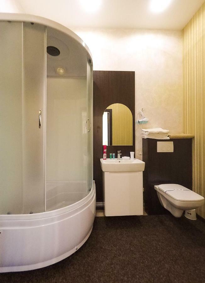 Hotel Villa Venice 빈니차 외부 사진