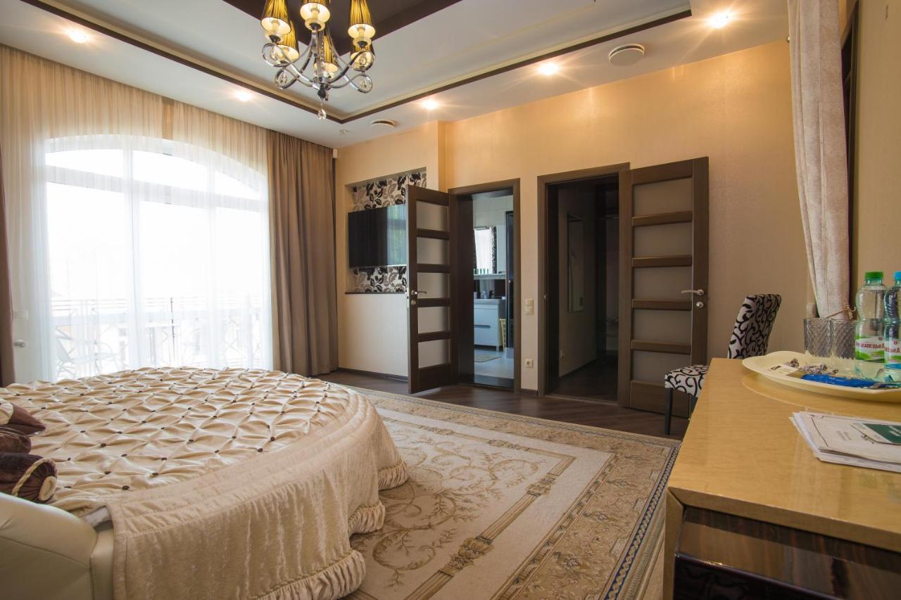 Hotel Villa Venice 빈니차 외부 사진