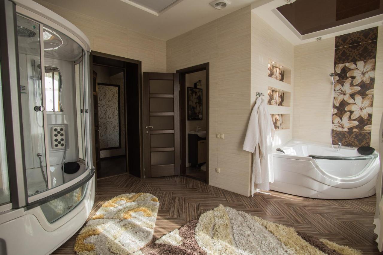 Hotel Villa Venice 빈니차 외부 사진